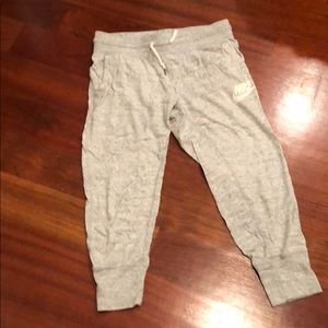 Nike grey capris